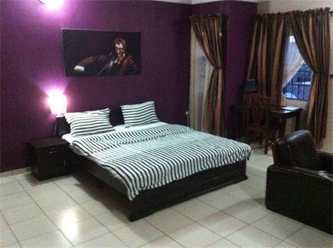 Number 95 Suites لاغوس الغرفة الصورة