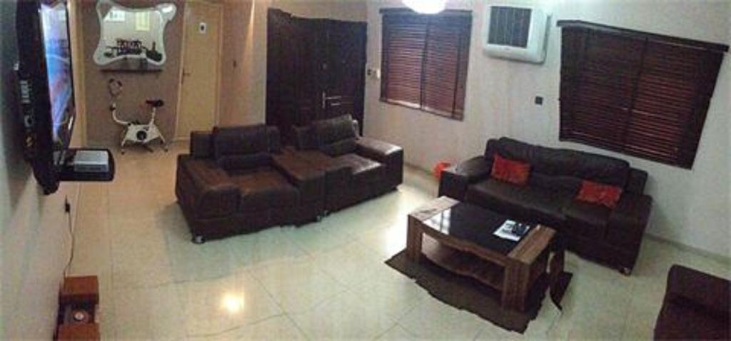 Number 95 Suites لاغوس المظهر الخارجي الصورة