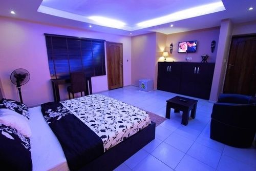 Number 95 Suites لاغوس المظهر الخارجي الصورة